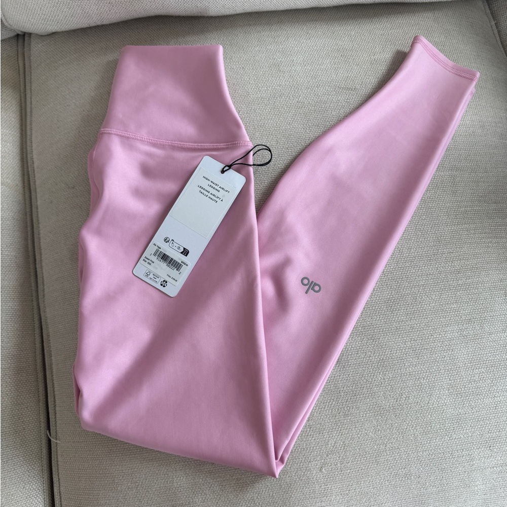 ALO Yoga High-Waist Airlift Leggings in Soft Pink